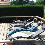 Spacious House For 6 People With A Swimming Pool * Chalandrey