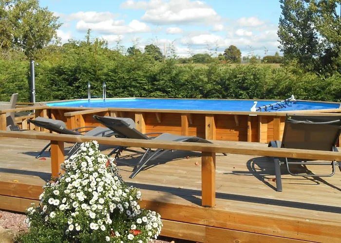 Ferienhaus Spacious House For 6 People With A Swimming Pool *