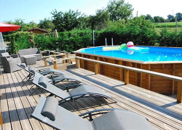 Spacious House For 6 People With A Swimming Pool * Chalandrey