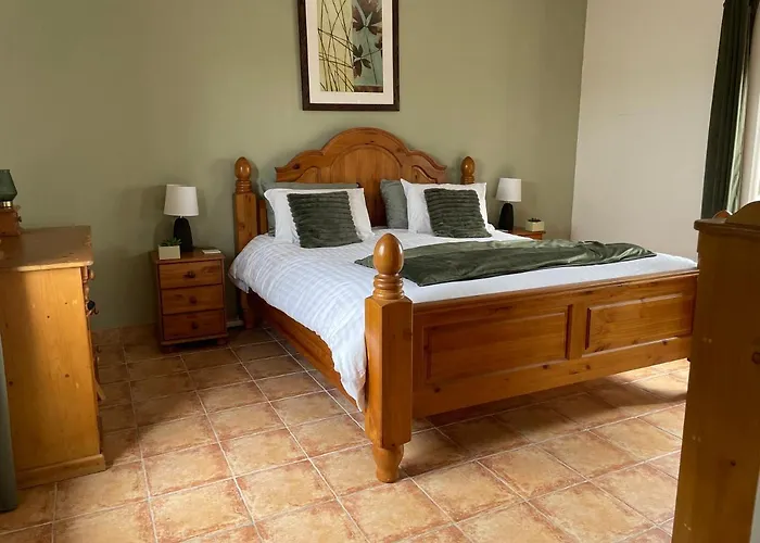 Ferienhaus Spacious House For 6 People With A Swimming Pool